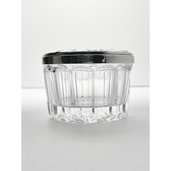 Towle “Old Master” .925 Silver & Glass Round Vanity Powder Trinket Box 3 1/4” - Picture 5 of 12